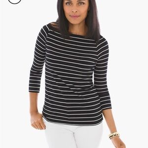 Chico’s Black and White Fitted 3/4 Sleeve Blouse